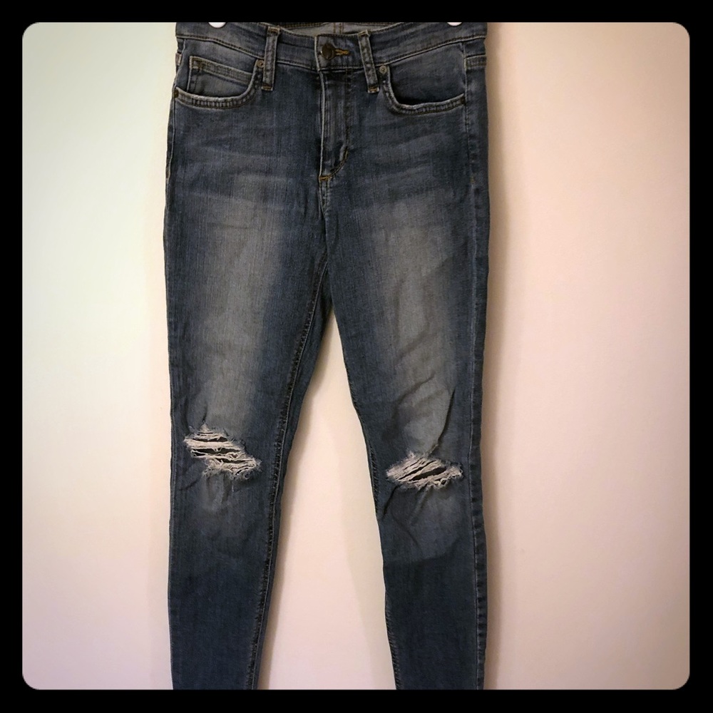 Joe’s Jeans Mid Rise Skinny